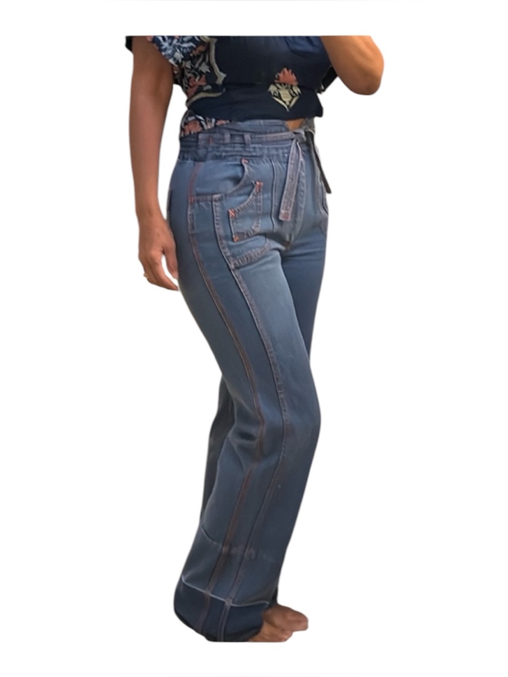 1970's N'est-Ce Pas? Denim Bell
Bottom Iconic Jeans